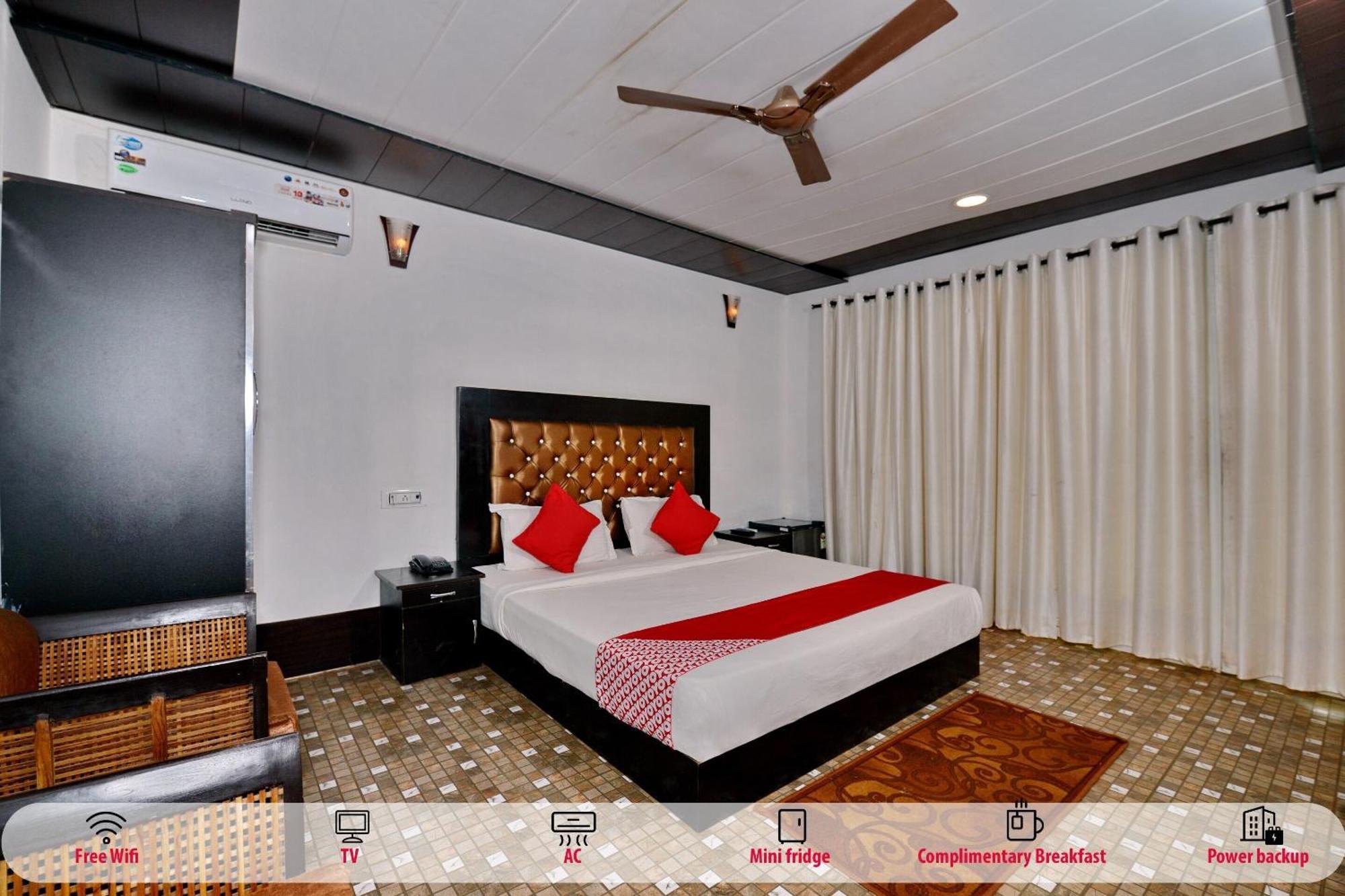 Collection O Retreat Morjim Resort Exterior foto