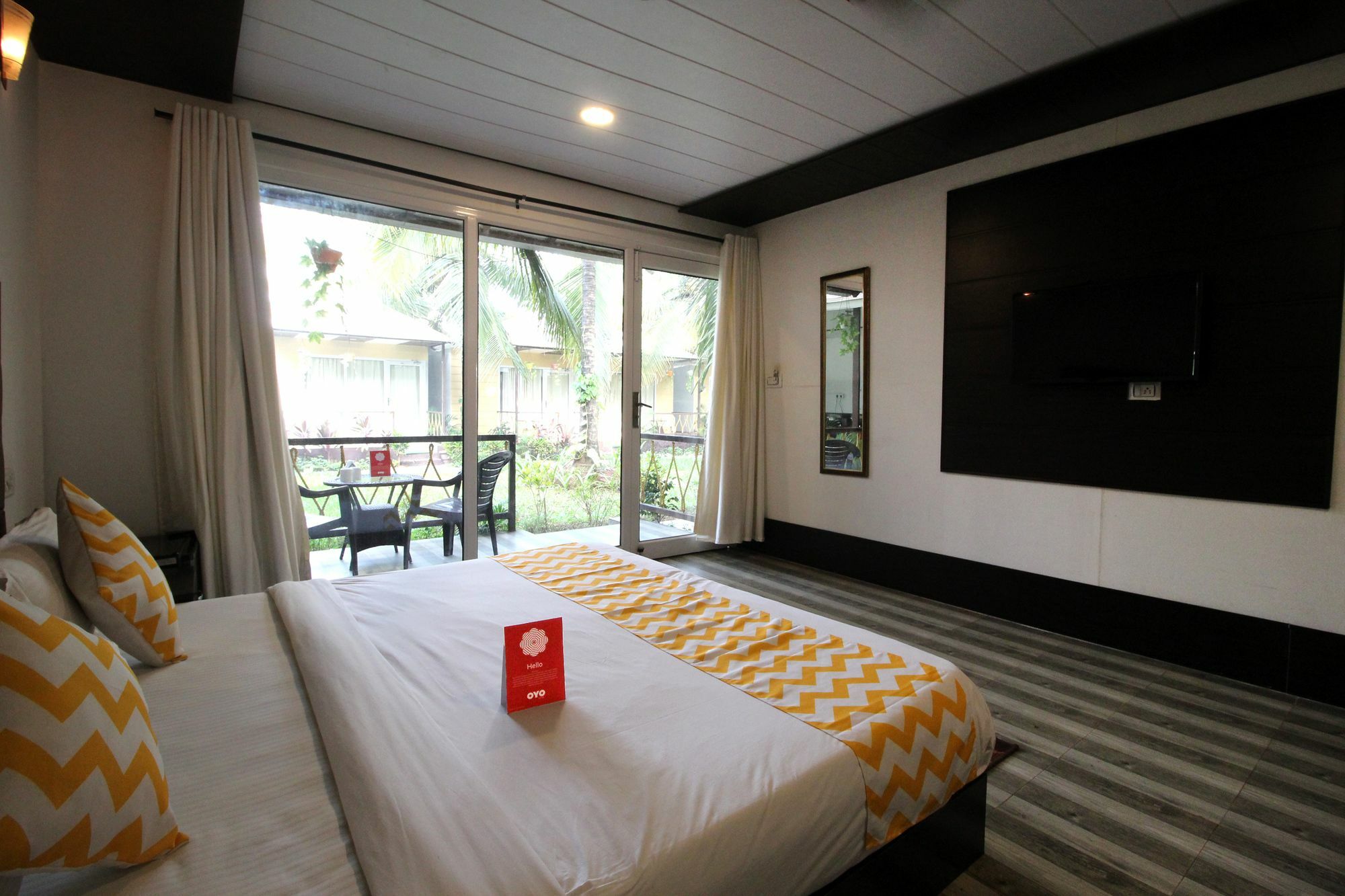 Collection O Retreat Morjim Resort Exterior foto