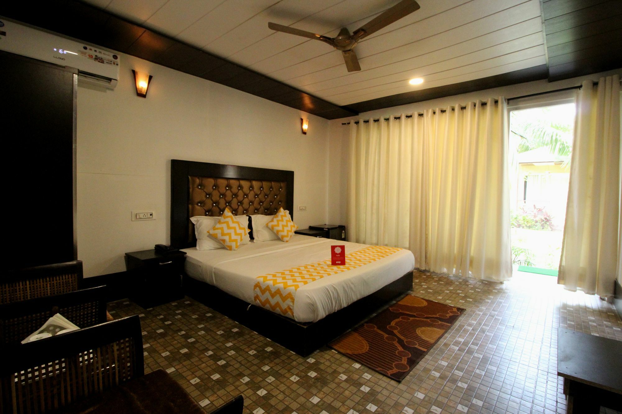 Collection O Retreat Morjim Resort Exterior foto